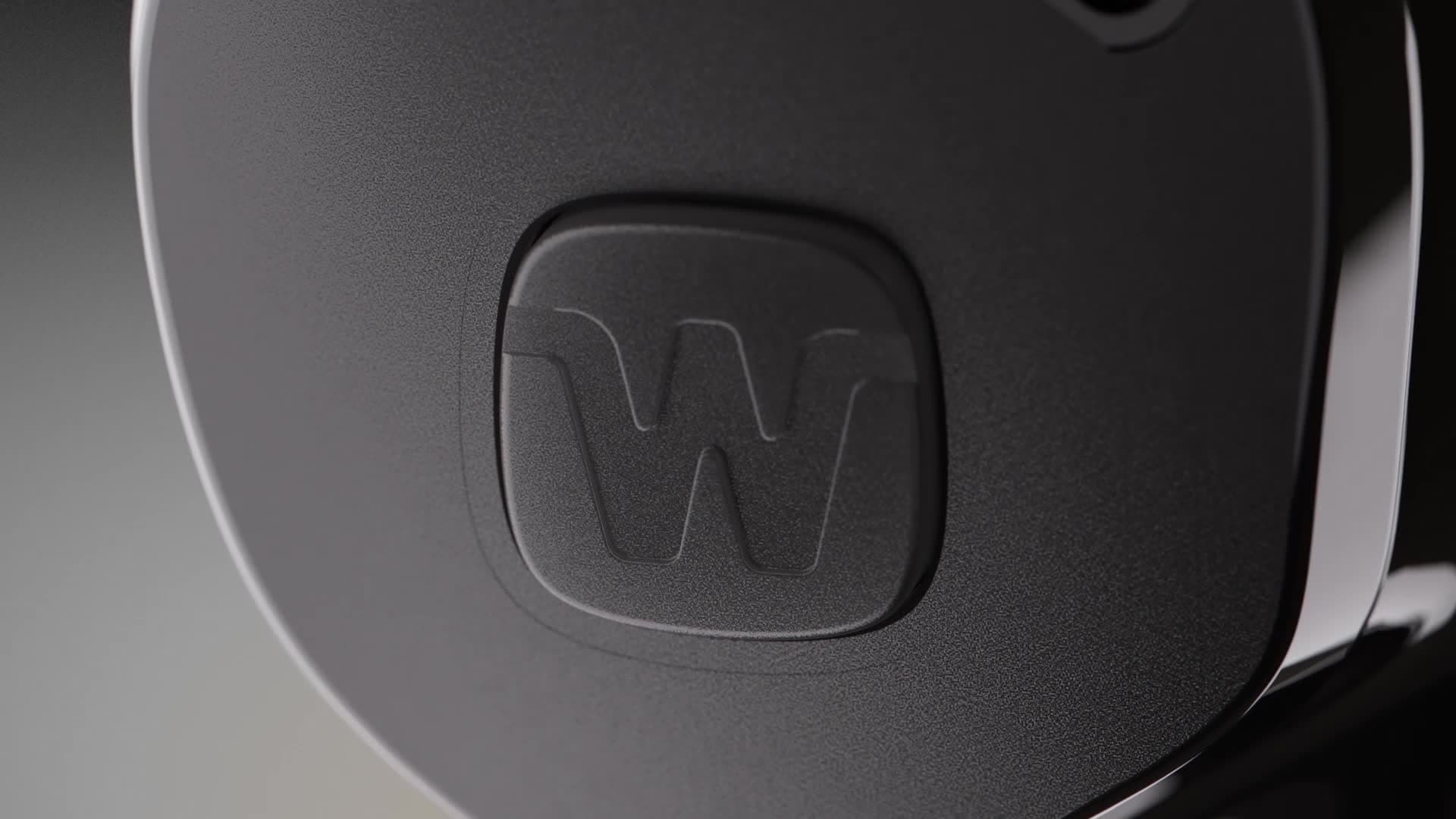 Allure ITE R D hearing aid close-up