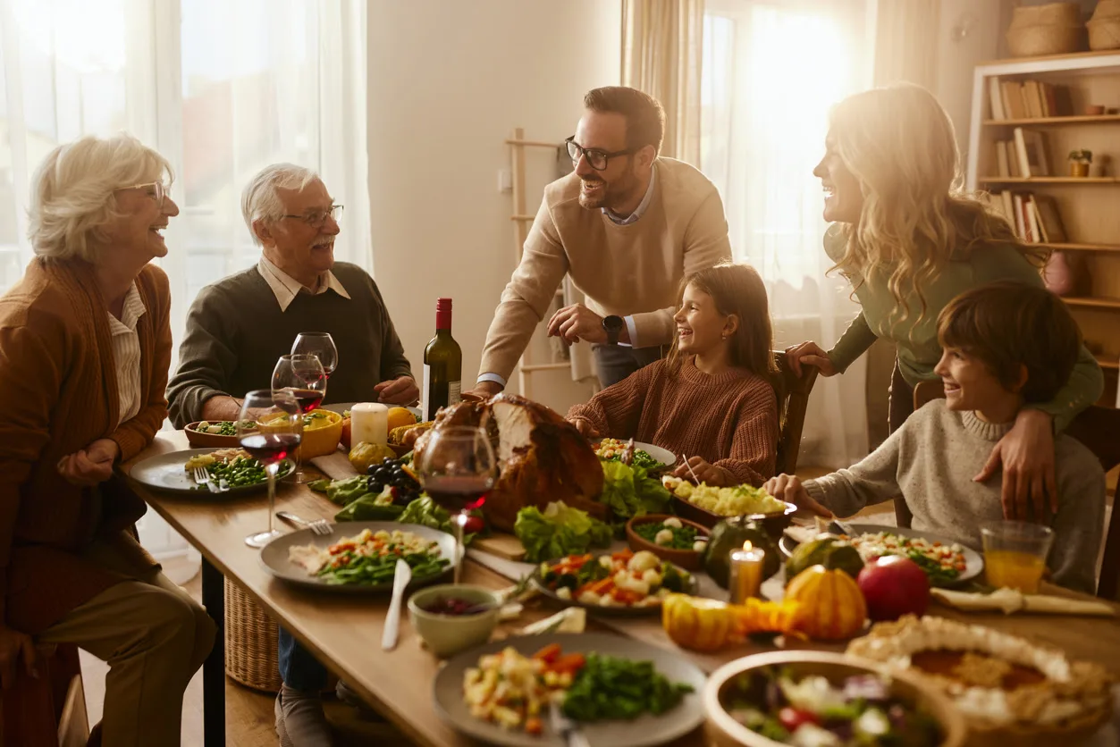 How to Talk to a Parent About Hearing Loss: A Holiday Season Guide